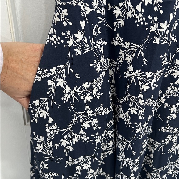 PACT Organic Cotton Fit and Flare Midi Dress in Navy White Floral Print NEW - L - Picture 7 of 14